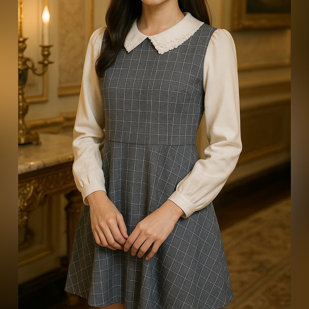 Elegant Gray Checkered Dress with Cream Sleeves💕